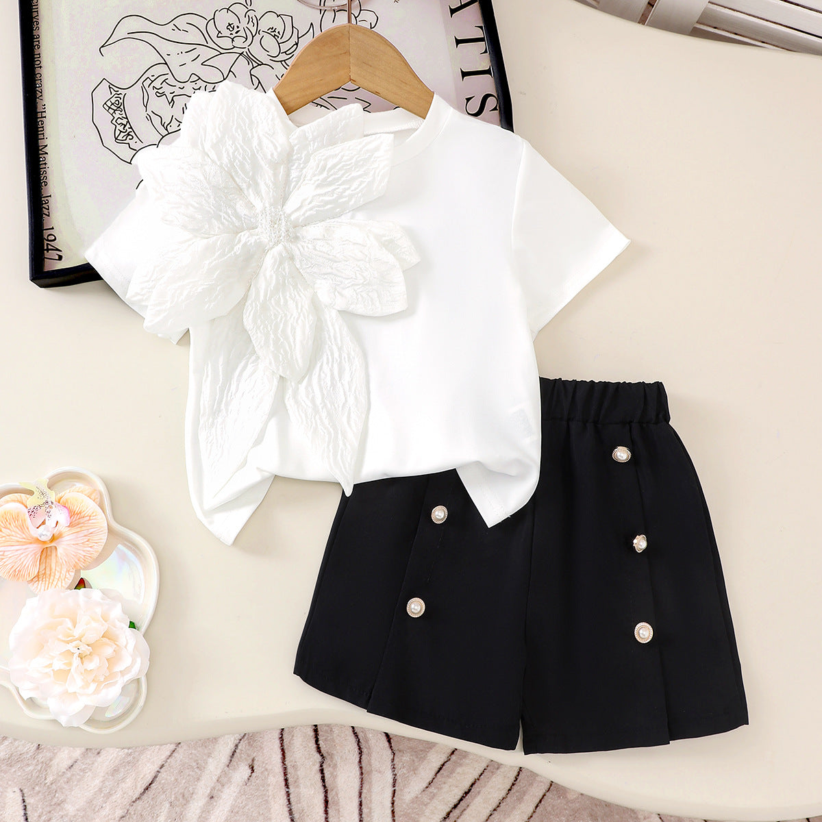 Girls T-shirt And Pearl-button Shorts Two-piece Set